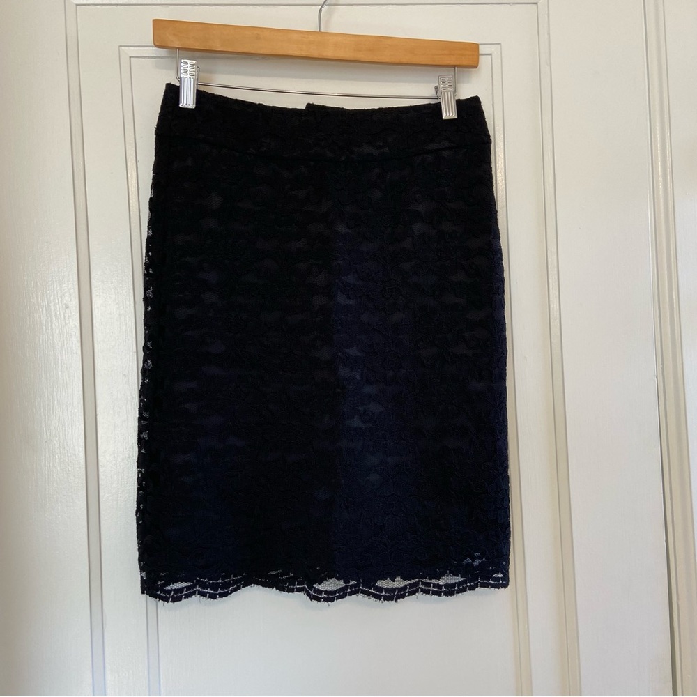 Banana Republic Factory lace skirt